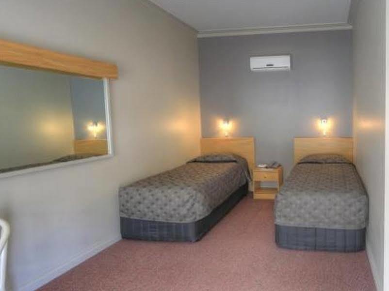 Silver Haven Motor Inn Broken Hill Exterior photo